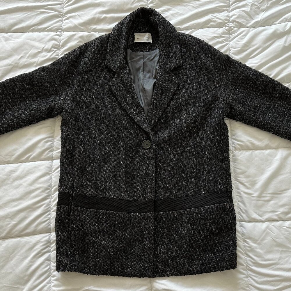 AMOR KVARDEN BLOOM WOOL-BLEND COAT – SIZE 40